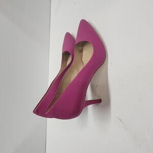 EUC BCBGeneration pink texture heels 10